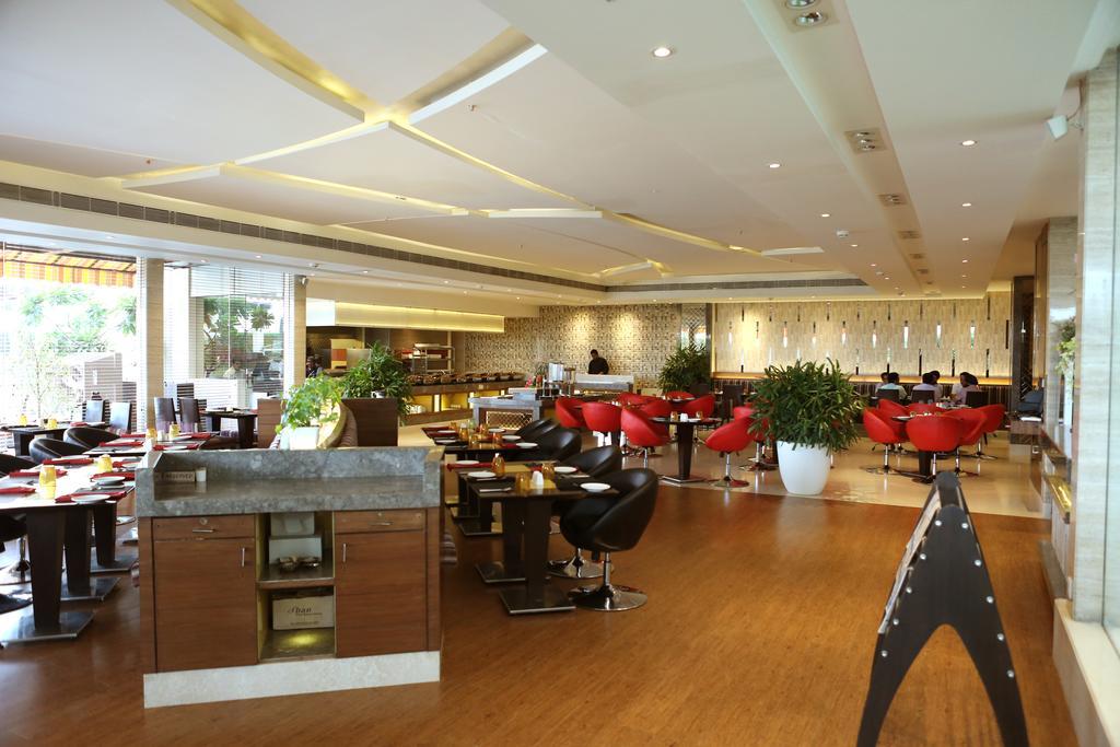 The Landmark Towers Kanpur Ngoại thất bức ảnh