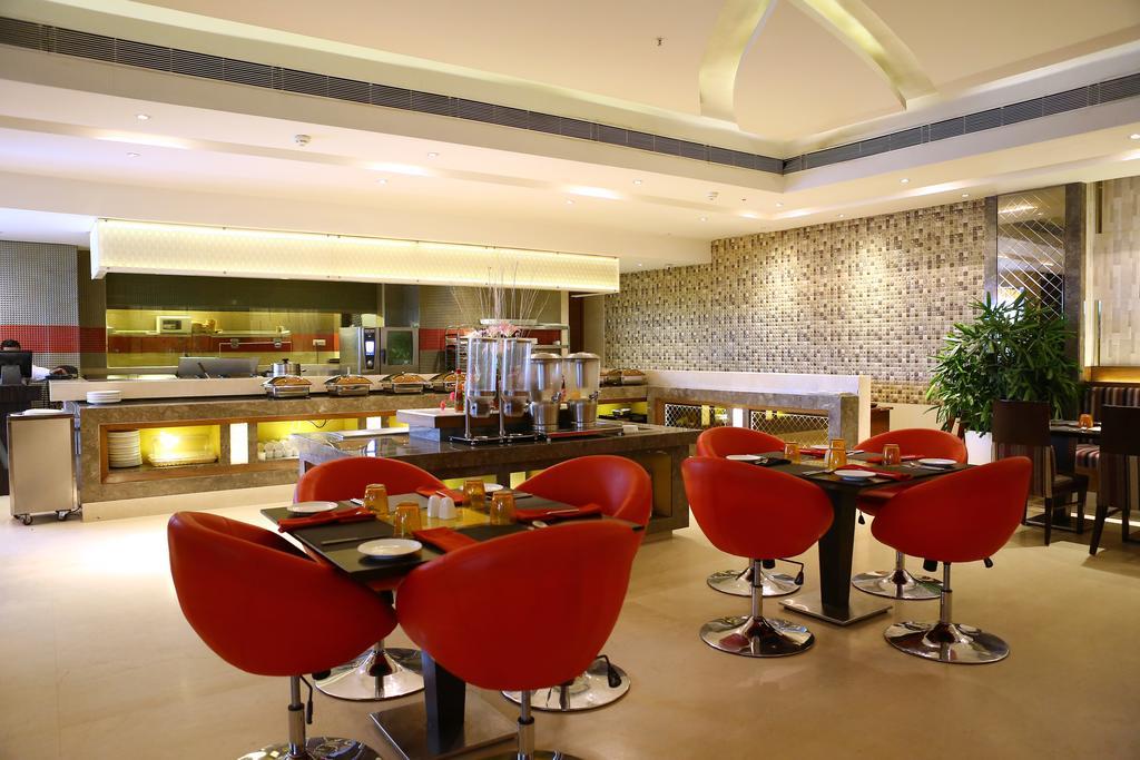 The Landmark Towers Kanpur Ngoại thất bức ảnh