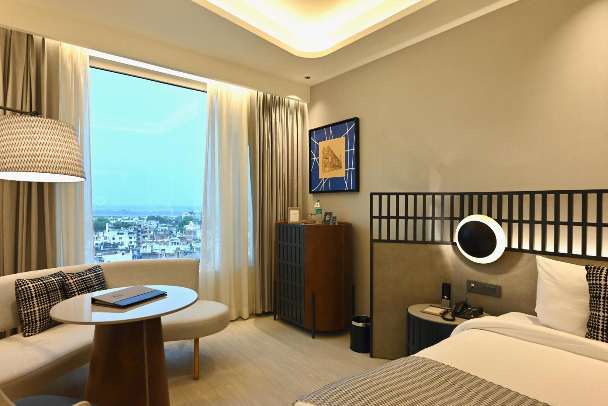 The Landmark Towers Kanpur Ngoại thất bức ảnh