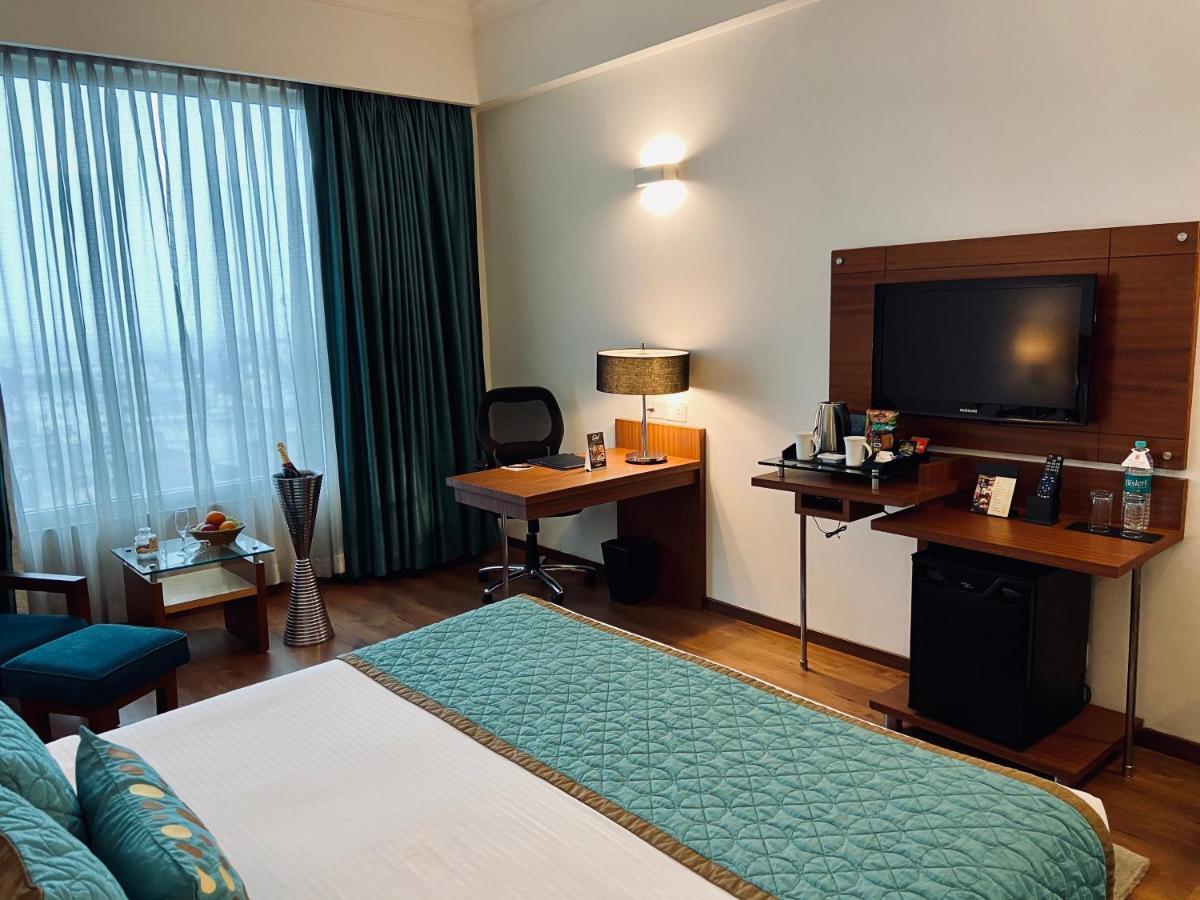 The Landmark Towers Kanpur Ngoại thất bức ảnh